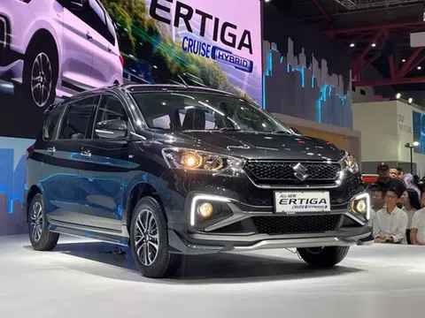 Tin xe 20/2: ‘Ông hoàng MPV Suzuki’ ra mắt giá 455 triệu đồng, động cơ hybrid đấu Mitsubishi Xpander