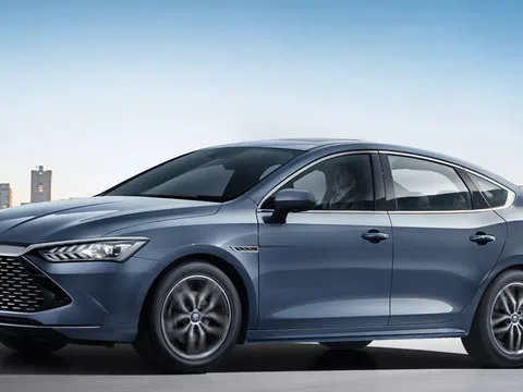 Đẩy Mazda3 vào quên lãng, siêu phẩm sedan cỡ C ra mắt với giá 260 triệu đồng, thiết kế đẹp lịm tim