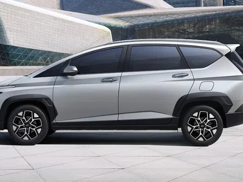 Hyundai sắp ra mắt ‘ông vua MPV’ mới đấu Mitsubishi Xpander Cross, đại lý báo giá hơn 400 triệu đồng