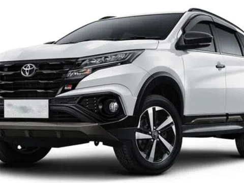 Toyota ra mắt ‘Tiểu Fortuner’ mới với giá 474 triệu đồng: Thiết kế ‘sang xịn mịn’, trang bị hiện đại