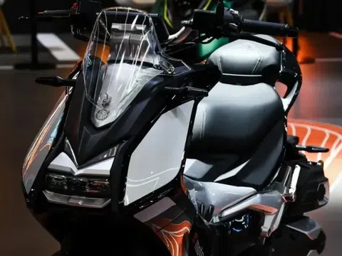 ‘Vua xe ga’ 150cc ra mắt với giá 39 triệu đồng, thiết kế đẹp hơn cả Honda SH và Air Blade, có ABS