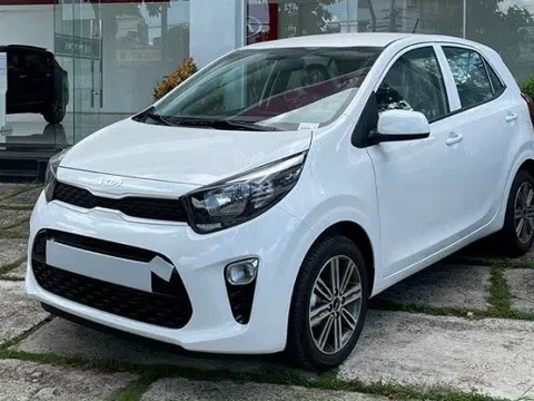 Tin xe hot 18/5: Hyundai Grand i10 dễ ‘ra rìa’ vì Kia Morning đang có giá lăn bánh cực rẻ