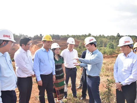 Bộ trưởng Bộ Tài nguyên và Môi trường đã làm việc với UBND tỉnh Đắk Nông và Công ty Nhôm Đắk Nông - TKV.