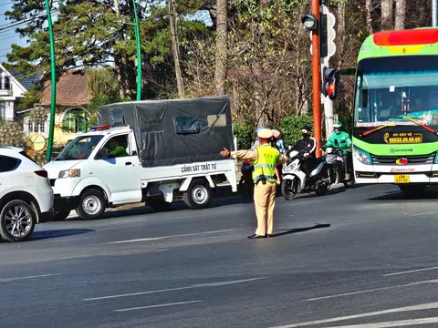 Đà Lạt: Tăng cường công tác bảo đảm trật tự, an toàn giao thông