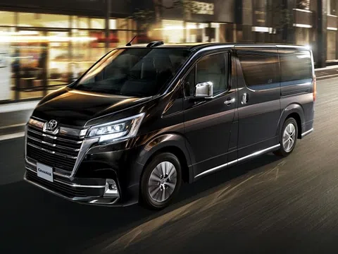 Toyota Majesty - phiên bản 'giá rẻ' của chuyên cơ mặt đất Alphard ra mắt thị trường Đông Nam Á