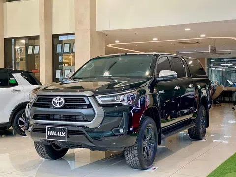 Phản ứng của người tiêu dùng sau khi Toyota Hilux 2024 ra mắt giá khởi điểm chỉ từ 668 triệu đồng?