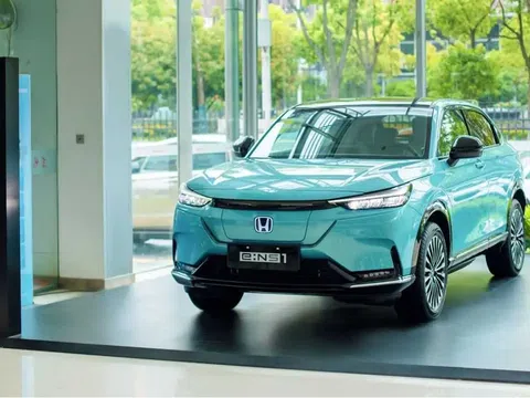 Honda tiết lộ thời điểm ngừng bán xe xăng