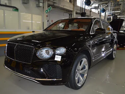 Vì sao Bentley Bentayga của Đoàn Di Băng có giá lên tới 26 tỷ đồng?