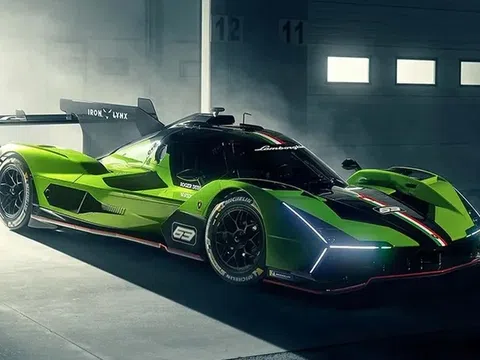 Sau McLaren Elva không mui, đại gia Minh Nhựa để mắt đến siêu phẩm nhà Lamborghini