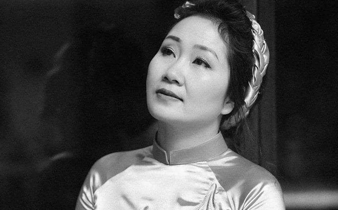 Triển lãm "Tương giao" của nghệ sĩ đa tài Quế Chi