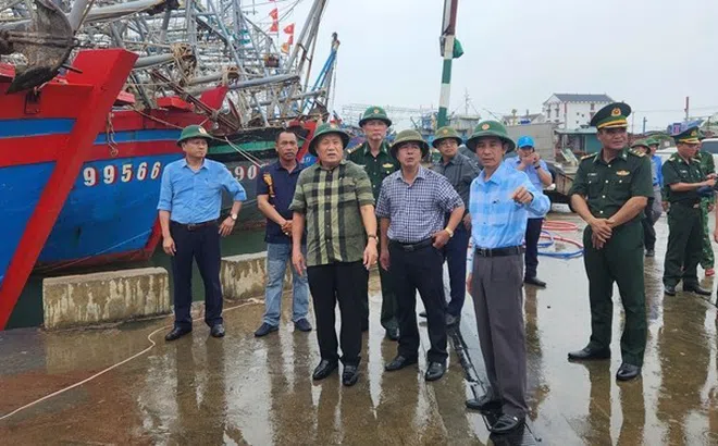 Quảng Trị: Kêu gọi 2.390 tàu thuyền vào nơi tránh trú bão an toàn