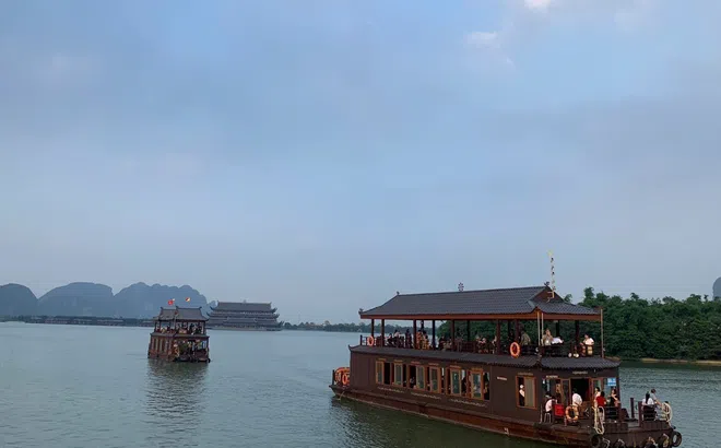 Kinh tế Sử học và phát triển văn hoá địa phương