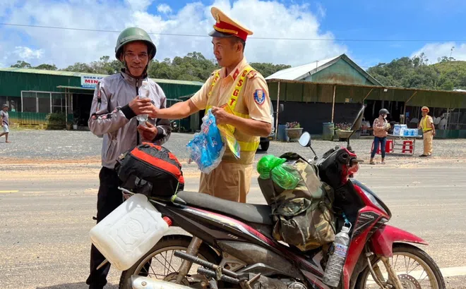 Bảo đảm trật tự an toàn giao thông dịp Tết nguyên đán Ất Tỵ và các lễ hội đầu xuân 2025