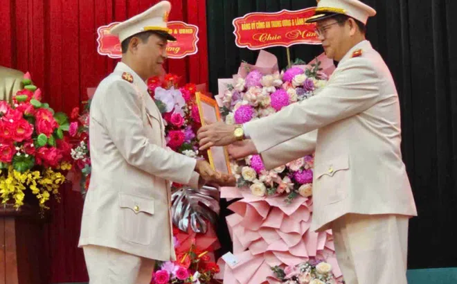 Đắk Lắk công bố quyết định bổ nhiệm 180 Trưởng công an xã