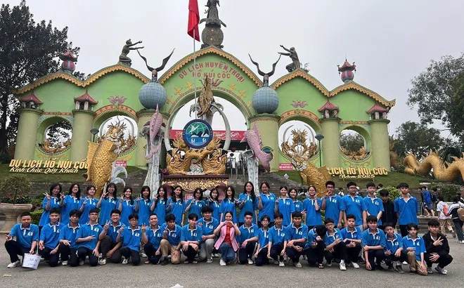 Huyền thoại và hiện thực núi sông xứ chè