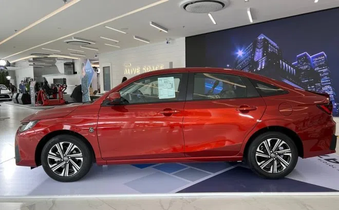 Toyota Vios 2023 giá chỉ từ 361 triệu đồng, ‘hủy diệt’ hoàn toàn Honda City và loạt sedan cỡ B khác