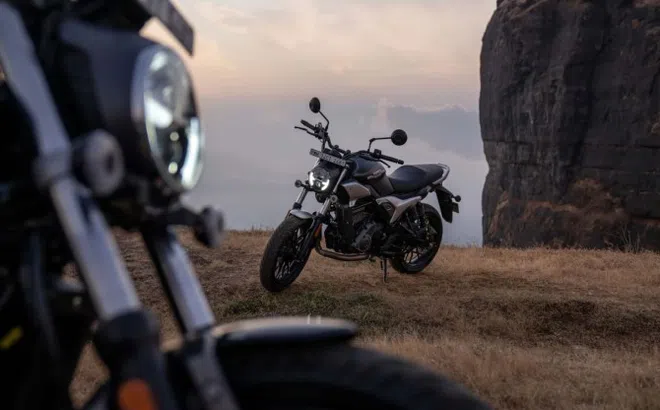 ‘Thần gió côn tay 400cc’ giá 56 triệu đồng: Có ABS 2 kênh áp đảo Yamaha Exciter và Honda Winner X