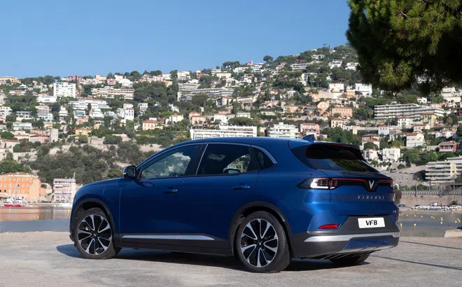 Đài truyền hình Mỹ bất ngờ với sức hút của xe điện VinFast