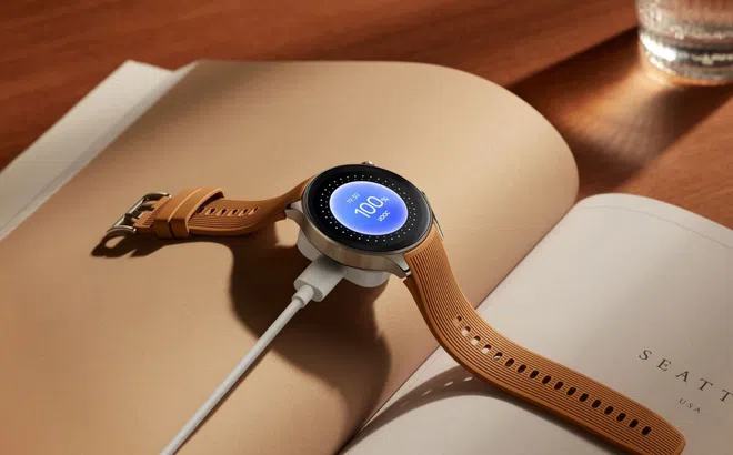 Thêm một chiếc smartwatch cao cấp ra mắt, thiết kế đẹp đe nẹt Galaxy Watch6, tính năng xịn kém gì Apple Watch