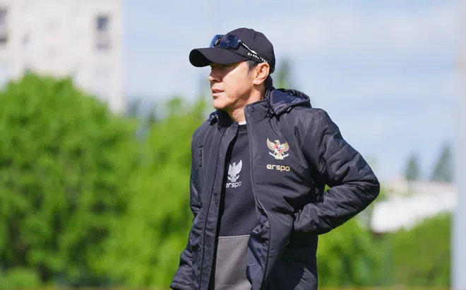 HLV Shin Tae Yong phàn nàn đủ điều khi U23 Indonesia tập tại Pháp