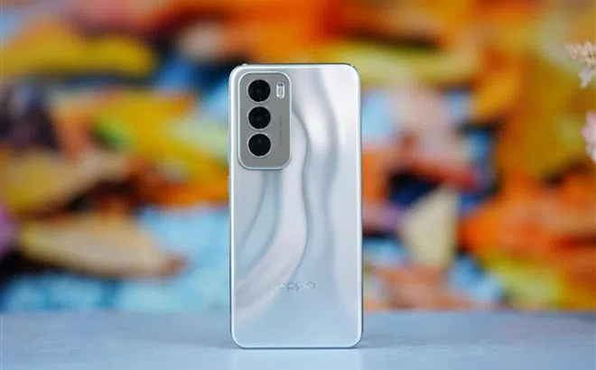 Rò rỉ chuyên gia nhiếp ảnh giá rẻ mới với camera cực khủng, áp đảo iPhone 15, Galaxy A55 5G