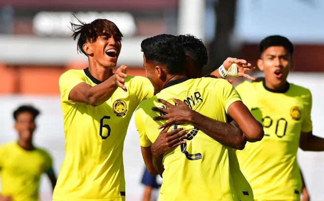 U19 Malaysia thắng Brunei 11 bàn không gỡ