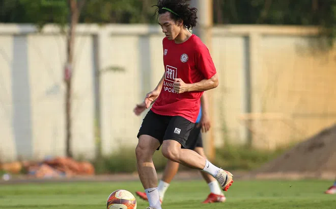 Tiền vệ Việt kiều Mỹ bất ngờ đầu quân cho HAGL