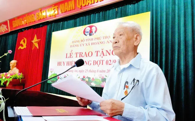 Một đời theo Đảng, một niềm tin son sắt: Câu chuyện 65 năm tuổi Đảng của đồng chí Nguyễn Tiến Thịnh