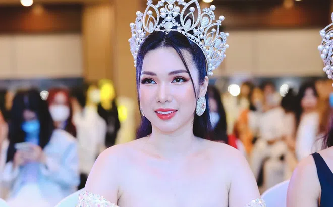 Hoa hậu Khương Phương Anh chấm thi Hoa hậu Doanh nhân Việt Nam 2023