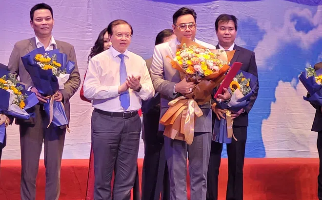 NSƯT - ĐD Lê Nguyên Đạt được bầu giữ chức CTHĐ Trường SKĐA TP.HCM