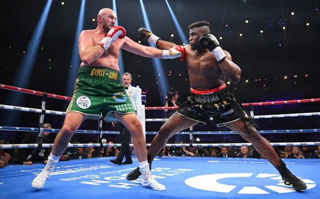 Francis Ngannou có thể tranh đai vô địch quyền anh hạng nặng ngay ở trận đấu chuyên nghiệp thứ 3