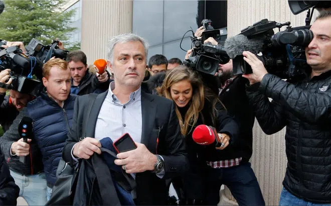 Thất nghiệp chưa lâu, HLV Mourinho đã liên hệ với Gã khổng lồ châu Âu?