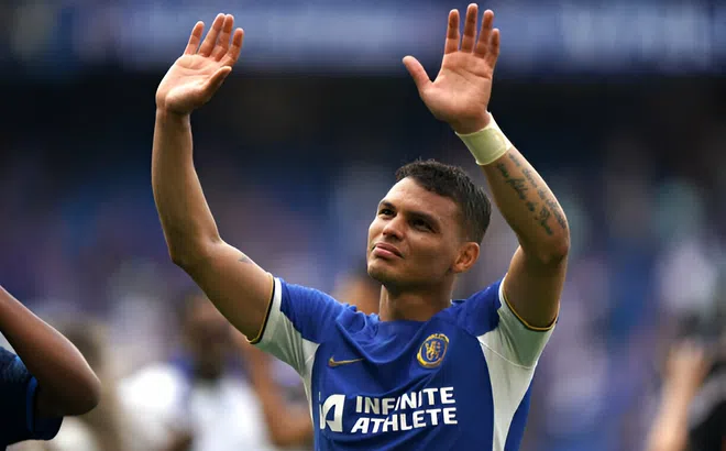 Thiago Silva chia tay Chelsea đầy cảm xúc, nói thẳng tâm nguyện cuối