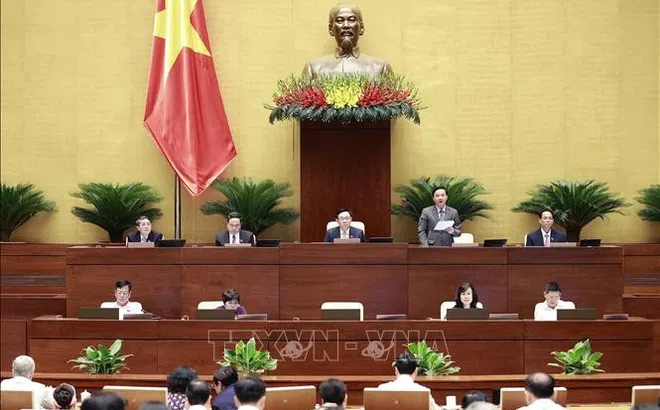 Giám sát việc huy động, quản lý, sử dụng các nguồn lực phục vụ phòng, chống dịch COVID-19