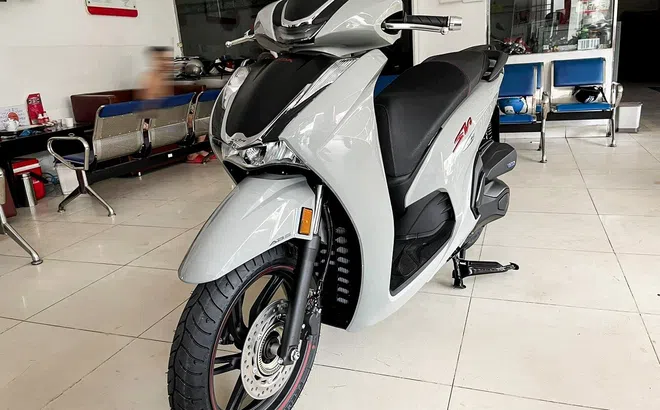 2 mẫu xe máy Honda giảm giá tới 20 triệu đồng: Khách Việt ‘gọi tên’ Winner X và SH