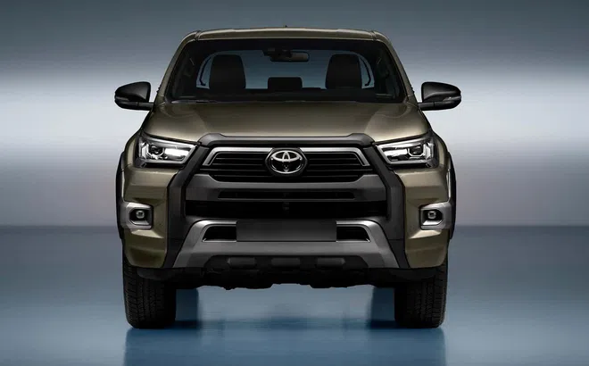 ‘Kẻ hủy diệt’ Ford Ranger ra mắt với động cơ cực mạnh: Thiết kế siêu ngầu, trang bị không có đối thủ