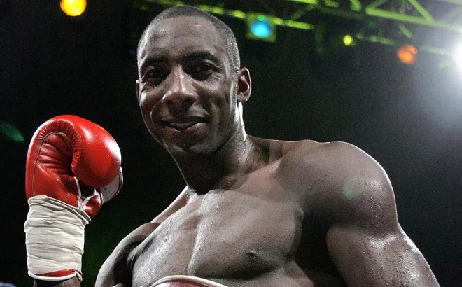 Nhà vô địch quyền anh Johnny Nelson 'cầu xin' Terence Crawford đừng đối đầu với ‘Canelo’ Alvarez