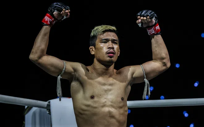 Superlek: “Có thể bạn sẽ được chứng kiến Rodtang 'lùi bước' lần đầu tiên trong 1 trận đấu”