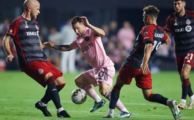 Vắng mặt 3 trận liên tiếp, Messi gặp vấn đề lớn hơn tưởng tượng?