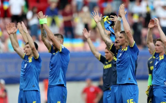 Đội tuyển Ukraine giành chiến thắng, chiếm lấy vị trí thứ 2 bảng C
