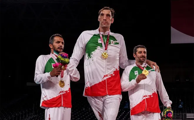 Khổng lồ bóng chuyền 2m46 không có đối thủ tại Asian Para Games