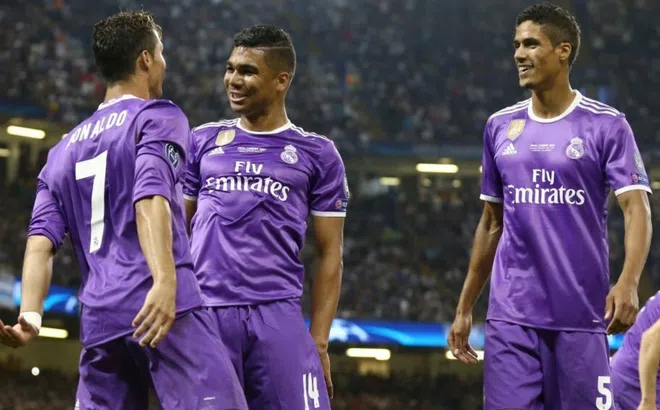 Thay đổi 180 độ, trung vệ số 1 MU quyết cùng Ronaldo phá đảo Ả Rập