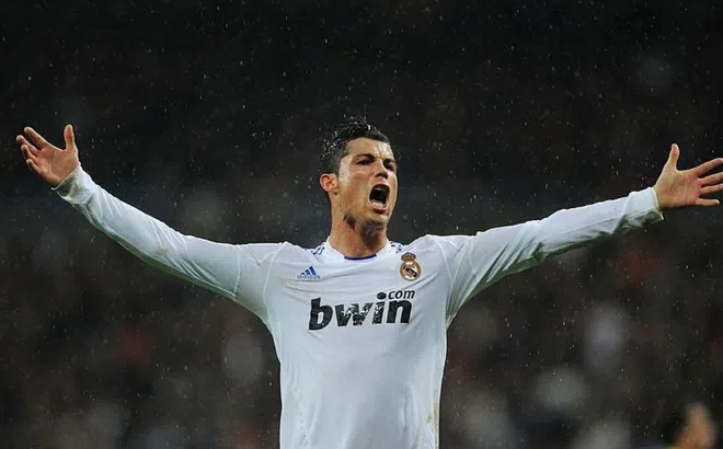 Lộ diện cầu thủ 'hủy diệt' Ronaldo trong các buổi tập tại Real Madrid khiến tất cả ngỡ ngàng