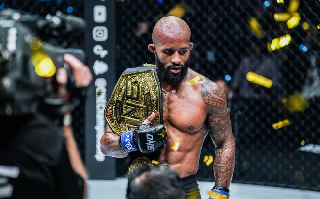 Demetrious Johnson tự xếp hạng số 2 trên BXH những võ sĩ vĩ đại nhất MMA