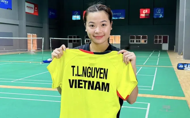 Nguyễn Thùy Linh thị phạm tại giải cầu lông các CLB tỉnh Đồng Nai 2023