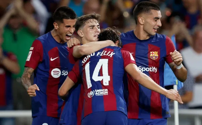 Nằng nặc đòi tới Barcelona, cựu sao Man City hối hận muốn trở lại Anh