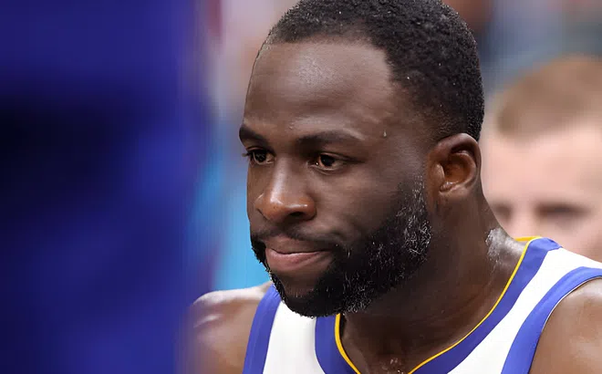 Liên tục thi triển võ thuật trên sân bóng, Draymond Green bị treo giò vô thời hạn