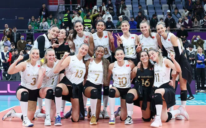 Link xem trực tiếp bóng chuyền nữ thế giới 16/12: VakifBank SK vs Thiên Tân