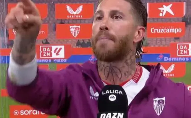Ramos cắt ngang phỏng vấn 'trút giận vào fan' trên sóng truyền hình