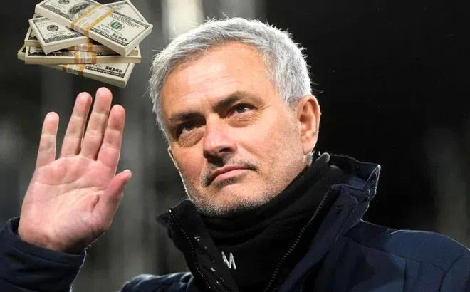 Mourinho đã đạt thỏa thuận với 'gã nhà giàu', sẵn sàng ngáng đường Ronaldo